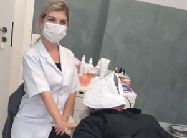 Seletroar presenteia mães com tratamentos estéticos